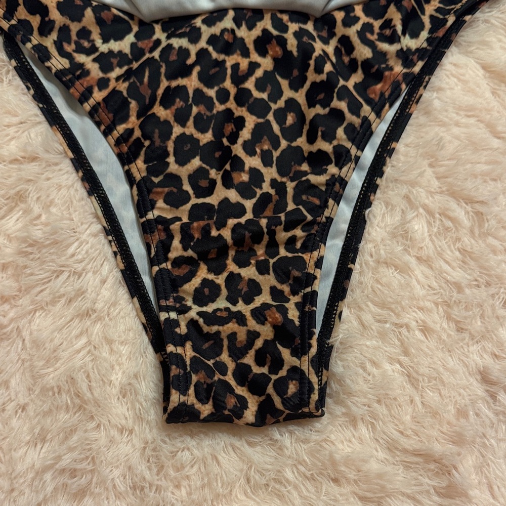 Leopard Print Bikini Set - Picture 5 of 5